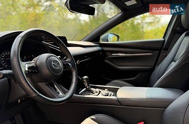 Хэтчбек Mazda 3 2024 в Киеве