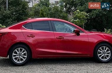 Седан Mazda 3 2014 в Киеве