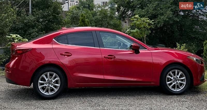 Седан Mazda 3 2014 в Киеве