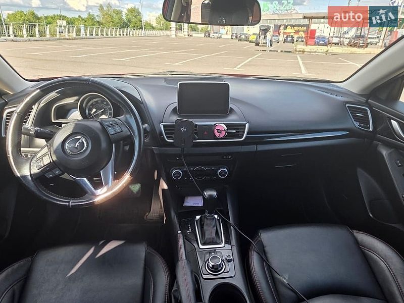 Седан Mazda 3 2014 в Киеве