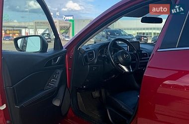 Седан Mazda 3 2014 в Киеве