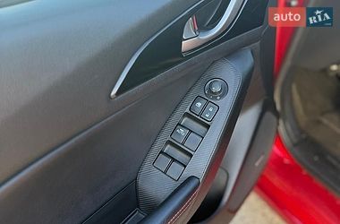 Седан Mazda 3 2014 в Киеве