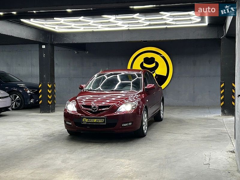 Хетчбек Mazda 3 2008 в Чернівцях