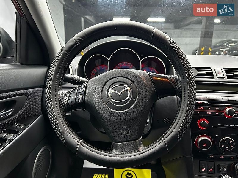 Хетчбек Mazda 3 2008 в Чернівцях