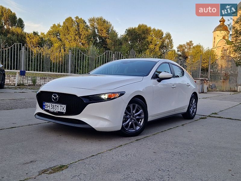 Хэтчбек Mazda 3 2021 в Днепре