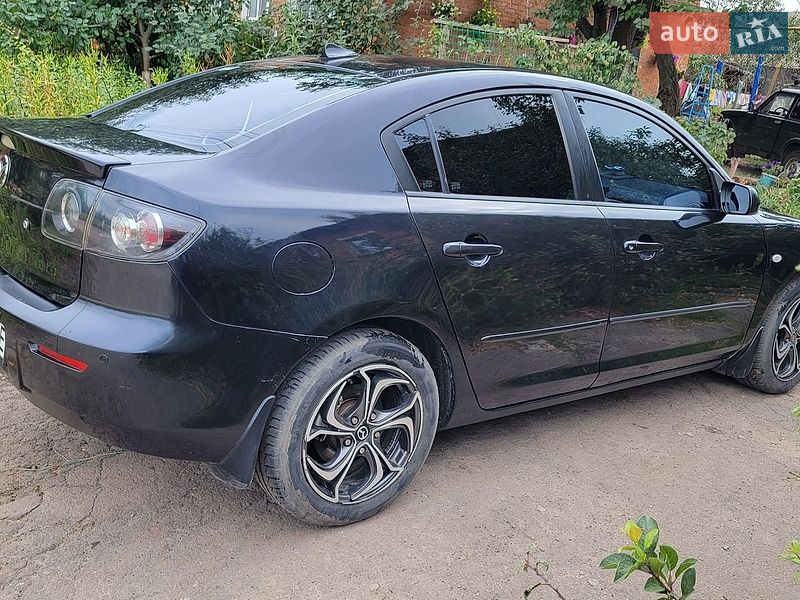 Седан Mazda 3 2004 в Конотопі