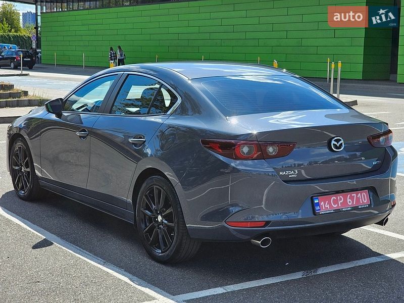 Седан Mazda 3 2023 в Киеве