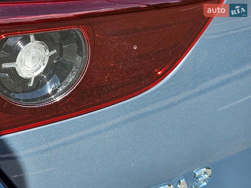 Седан Mazda 3 2023 в Киеве