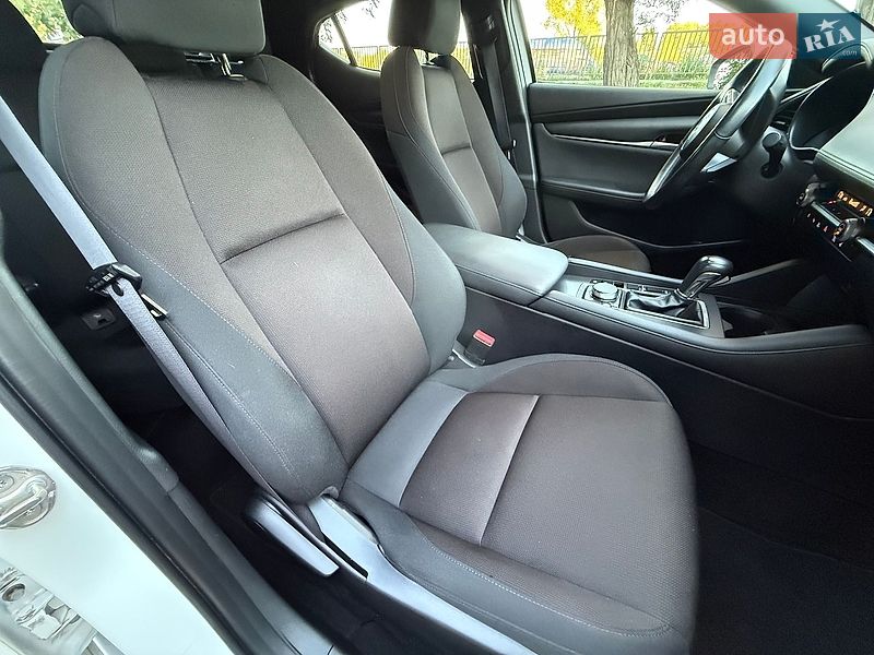 Хетчбек Mazda 3 2021 в Дніпрі