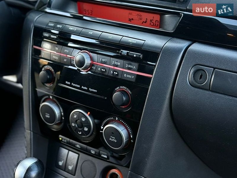 Седан Mazda 3 2008 в Днепре