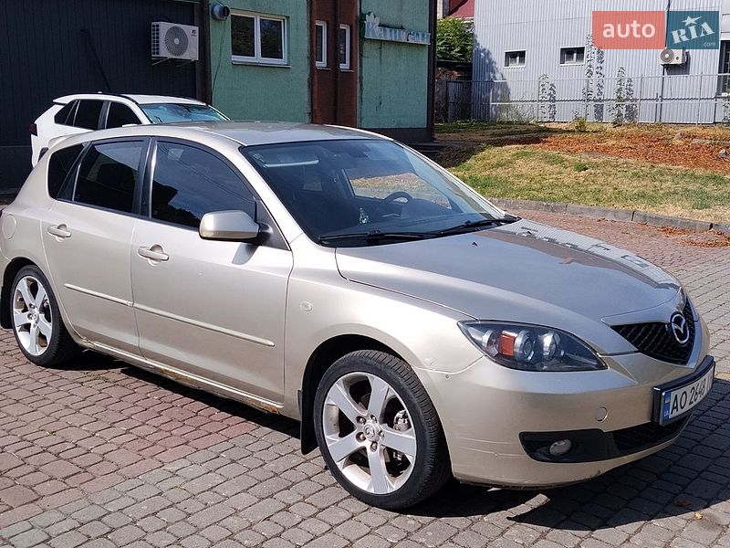 Хэтчбек Mazda 3 2008 в Мукачево