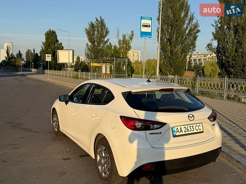 Хетчбек Mazda 3 2015 в Києві