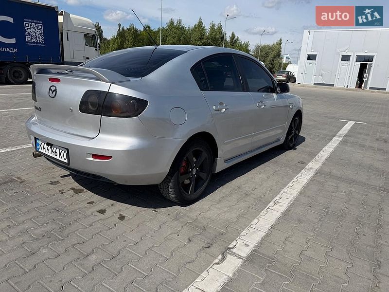 Седан Mazda 3 2005 в Кам'янець-Подільському