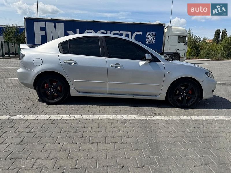 Седан Mazda 3 2005 в Кам'янець-Подільському
