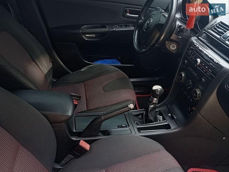 Хетчбек Mazda 3 2004 в Львові фото 6 Хетчбек Mazda 3 2004 в Львові