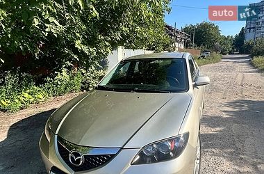 Седан Mazda 3 2008 в Днепре