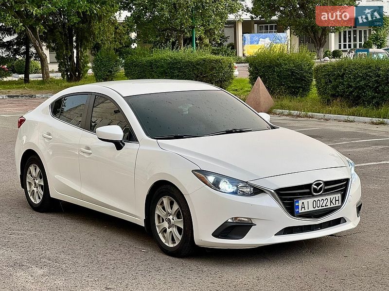 Седан Mazda 3 2014 в Обухові
