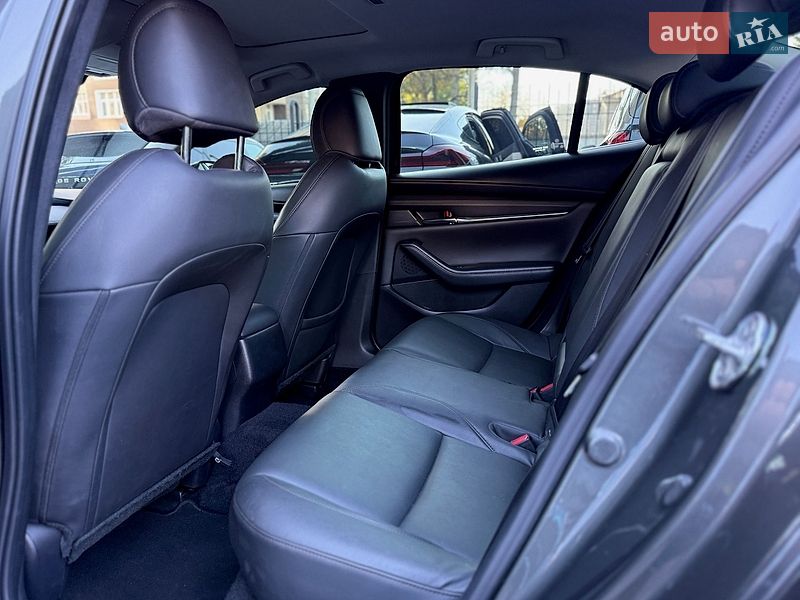 Седан Mazda 3 2020 в Киеве