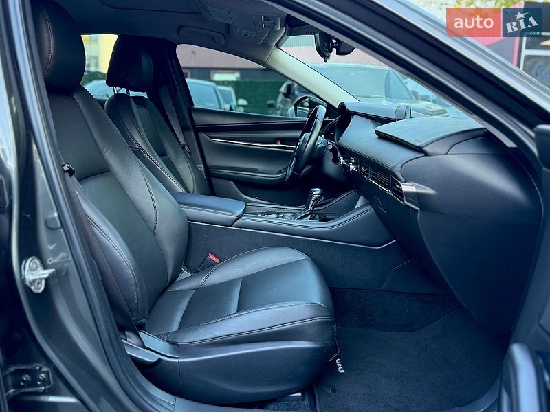 Седан Mazda 3 2020 в Киеве