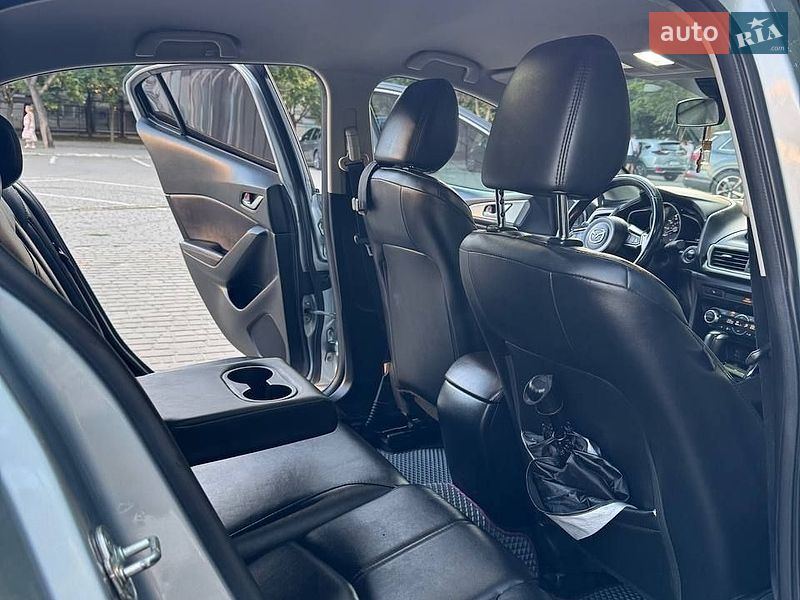 Седан Mazda 3 2017 в Одесі фото 23 Седан Mazda 3 2017 в Одесі