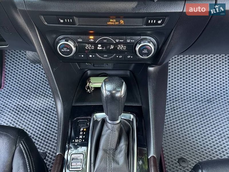 Седан Mazda 3 2017 в Одесі фото 28 Седан Mazda 3 2017 в Одесі