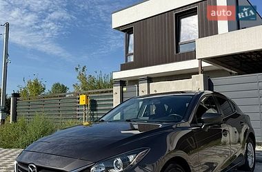Хэтчбек Mazda 3 2016 в Крюковщине