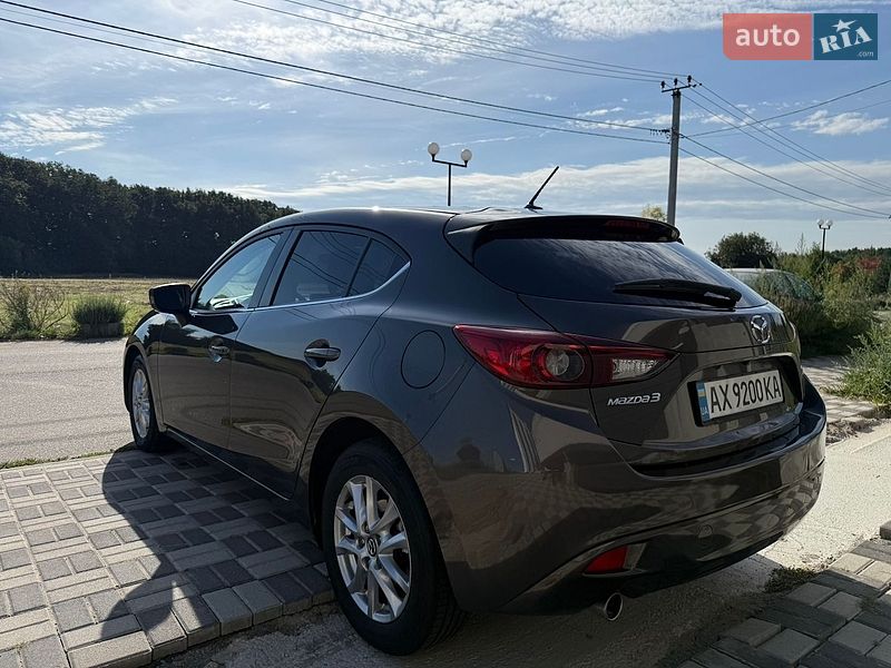 Хэтчбек Mazda 3 2016 в Крюковщине