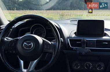 Хэтчбек Mazda 3 2016 в Крюковщине