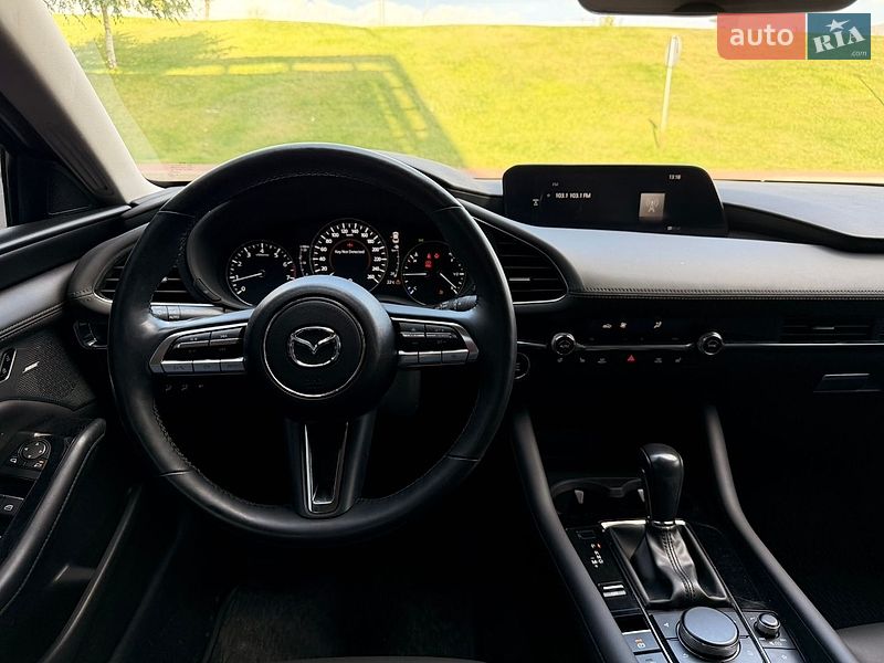 Седан Mazda 3 2021 в Києві