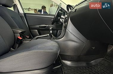 Хетчбек Mazda 3 2005 в Києві фото 19 Хетчбек Mazda 3 2005 в Києві