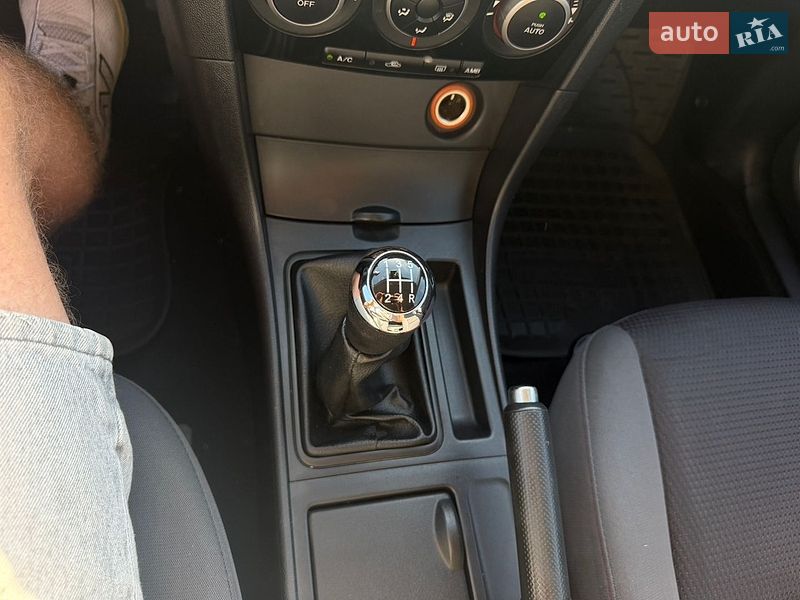 Хэтчбек Mazda 3 2008 в Нежине