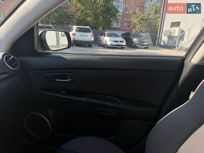 Хэтчбек Mazda 3 2008 в Нежине