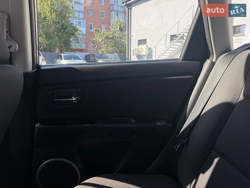 Хэтчбек Mazda 3 2008 в Нежине