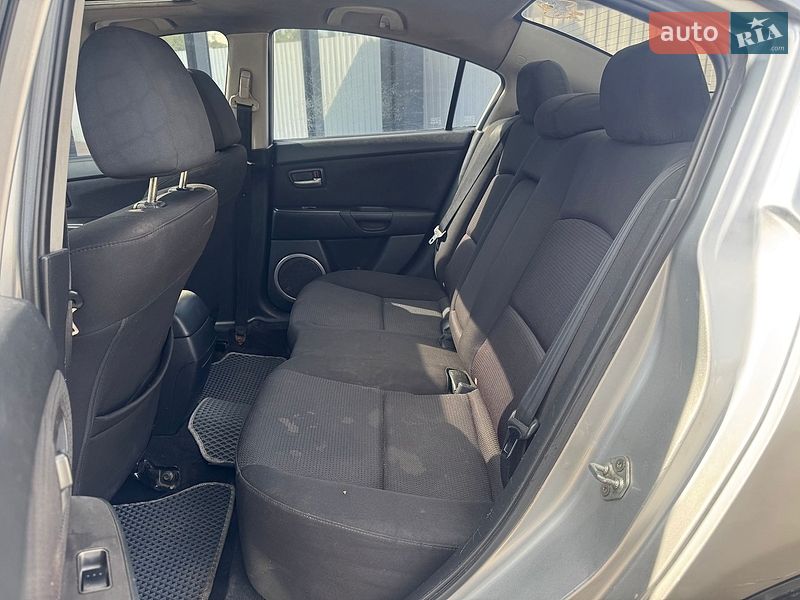 Седан Mazda 3 2007 в Киеве