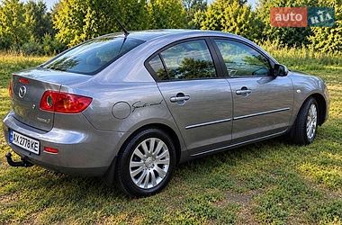Седан Mazda 3 2004 в Харкові