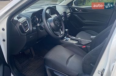 Седан Mazda 3 2016 в Києві
