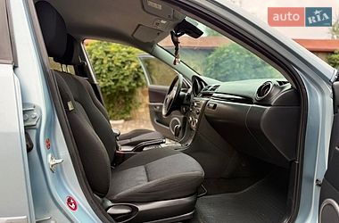 Седан Mazda 3 2007 в Черновцах