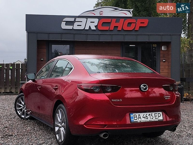 Седан Mazda 3 2019 в Стрию