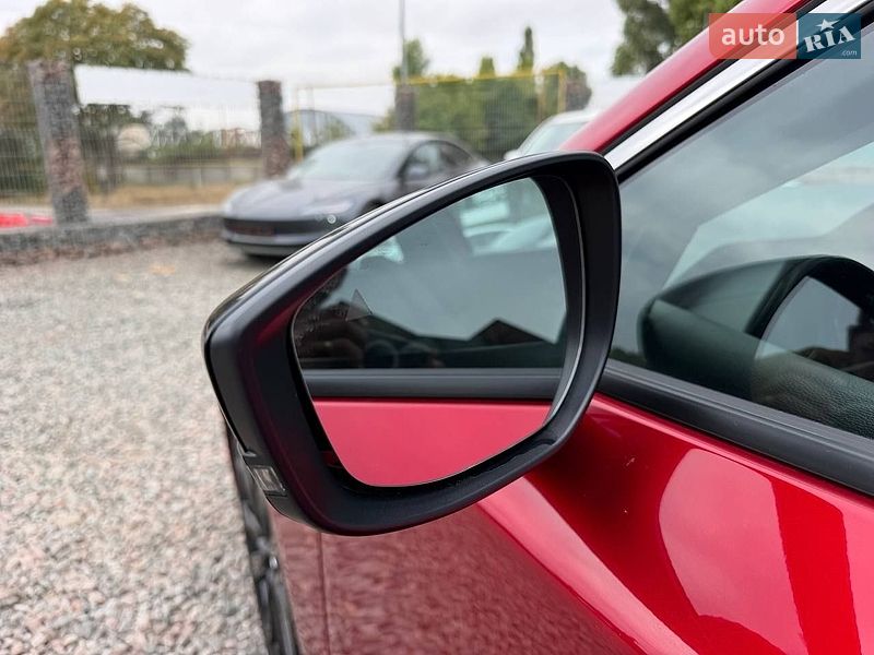Седан Mazda 3 2025 в Одесі