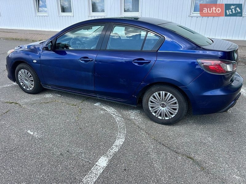 Седан Mazda 3 2010 в Києві