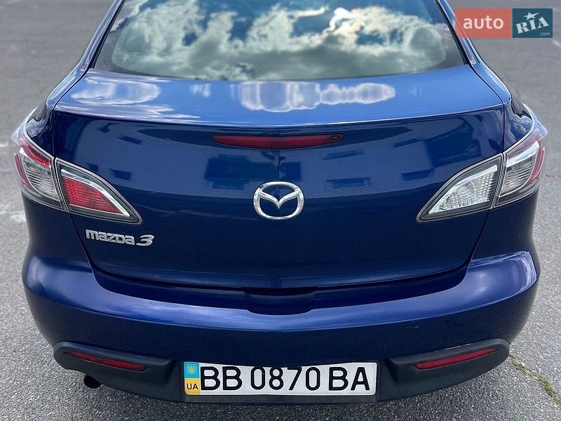 Седан Mazda 3 2010 в Києві