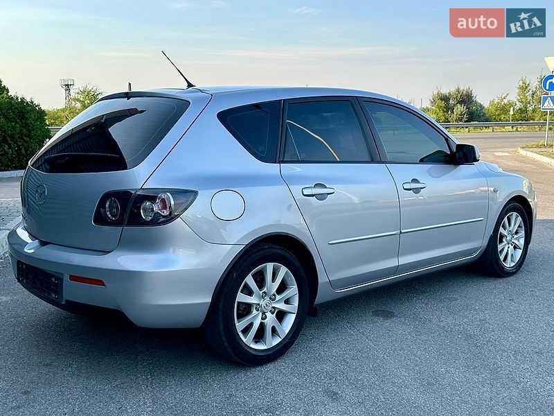 Хэтчбек Mazda 3 2006 в Днепре