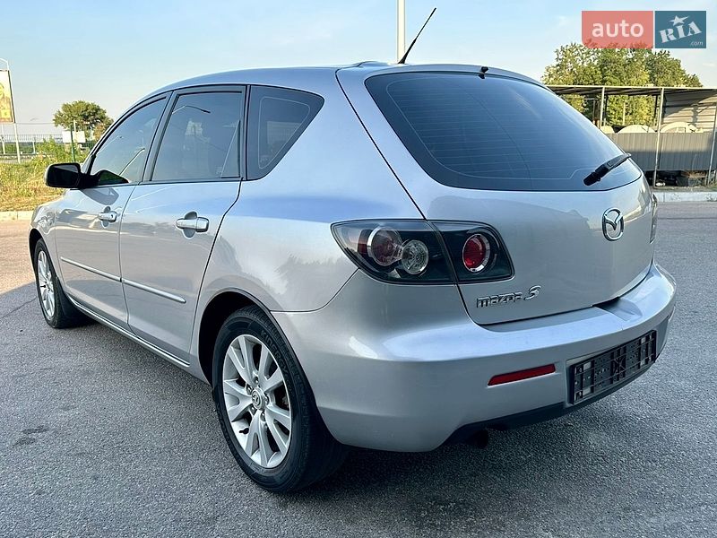 Хэтчбек Mazda 3 2006 в Днепре