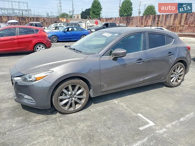 Mazda 3 2018