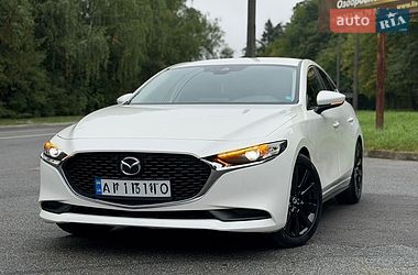 Седан Mazda 3 2021 в Трускавці