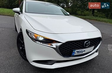 Седан Mazda 3 2021 в Трускавці