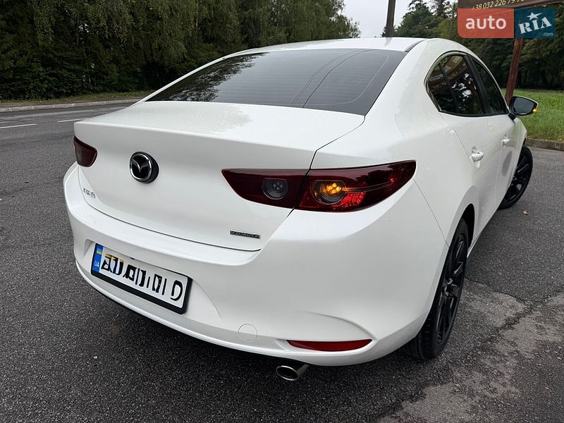 Седан Mazda 3 2021 в Трускавці