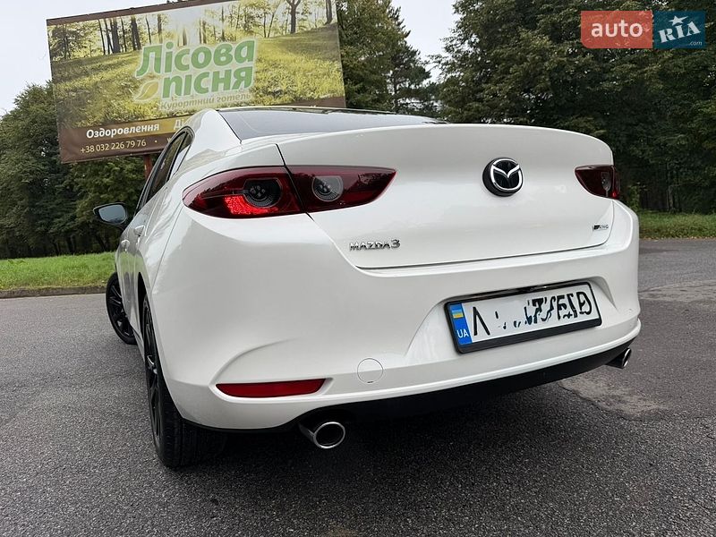 Седан Mazda 3 2021 в Трускавці