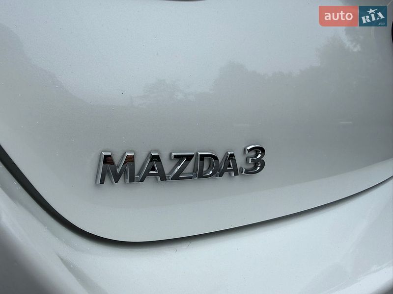 Седан Mazda 3 2021 в Трускавці