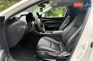 Седан Mazda 3 2021 в Трускавці